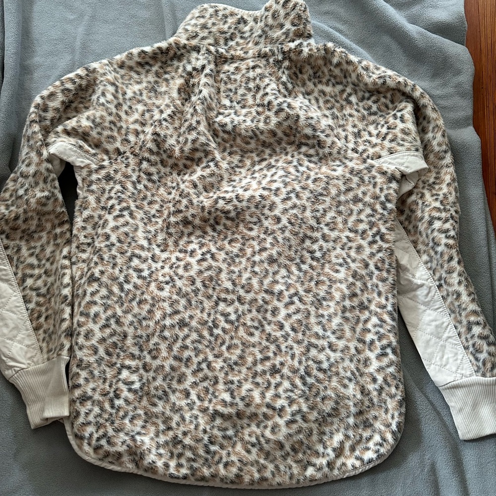 Abercrombie fleece pullover - Picture 2 of 5